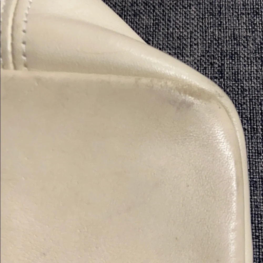 Vintage Coach leather cross body bag, cream - Picture 13 of 15